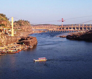 Ujjain to Omkareshwar Taxi